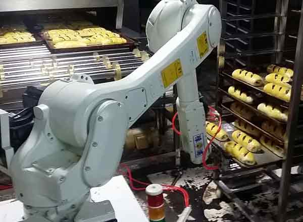 焊接机器人焊接变形的情况出现应该怎么挽救？