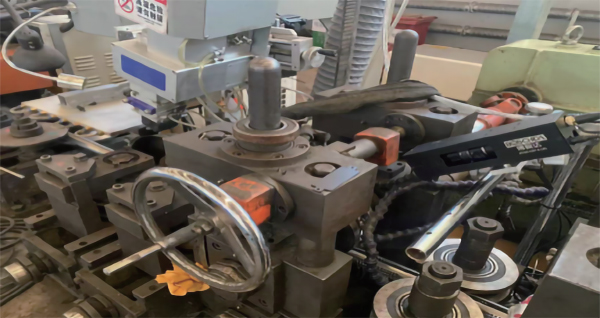 BSD-WT跟踪控制系统系列-BSD-WT102 激光焊管跟踪控制系统